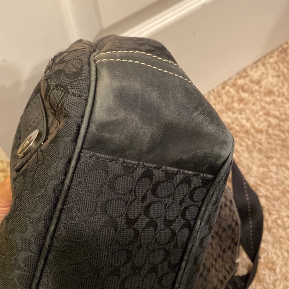 Authentic Coach Mini Messenger bag - Picture 6 of 7